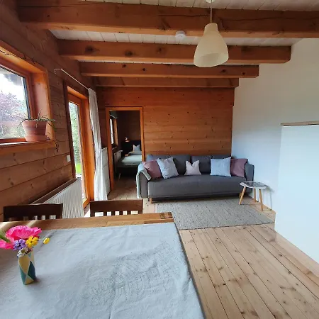 Helle Und Idyllische 2 Zimmer Wohnung Am Rande Von Berlin Exterior photo